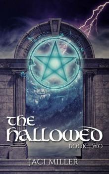 The Hallowed (The Scrying Trilogy Book 2)