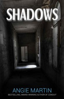 Shadows: Terrifying and Thrilling Tales