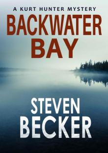 Backwater Bay (Kurt Hunter Mysteries Book 1)