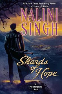 Shards of Hope (9781101605219)